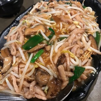 King Restaurant & Bar - Fried Noodles with Shredded Pork - Bars Near Me - Honolulu, Hawaii