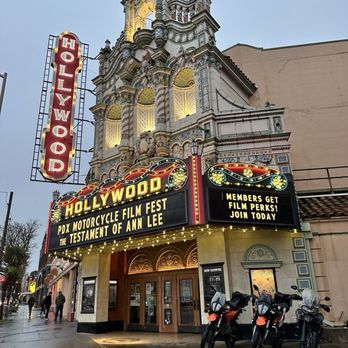 Hollywood Theatre - Cinema Near Me - Portland, Oregon