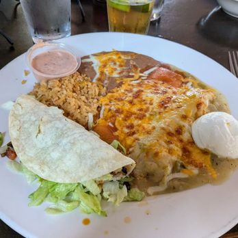 La Placita Cafe - Combination meal with fish taco, cheese enchilada, and green tamales - Mexican Near Me - Tucson, Arizona La Placita Cafe - Combination meal with fish taco, cheese enchilada, and green tamales - Mexican Near Me - Tucson, Arizona