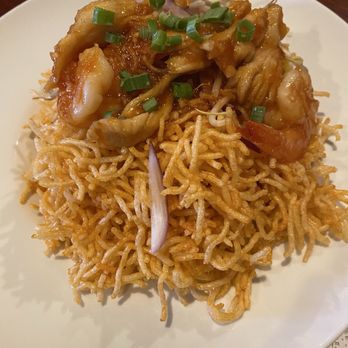 Ayuttaya Thai Cuisine - Mee krob appetizer - Thai Near Me - Ocala, Florida