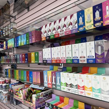 HELLSMOKE TOBACCO AND VAPE - Updated May 2026 - 21 Photos - 2500  Fayettville St, Durham, North Carolina - Vape Shops - Phone Number