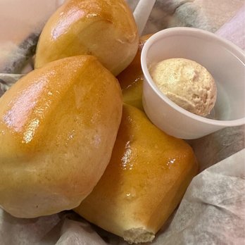 Texas Roadhouse - Heavenly Rolls with Cinnamon Butter - Steakhouses Near Me - Bradenton, Florida