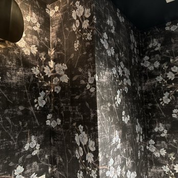 Wallpaper Hanging By Alex - Wallpaper - Wallpapering Near Me Wallpaper Hanging By Alex - Wallpaper - Wallpapering Near Me