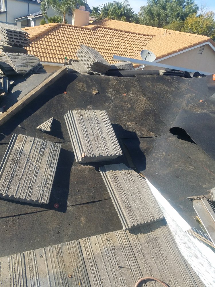 Slide of Art Roofing Plus