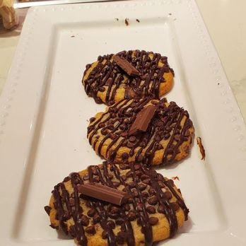 For Real Dough - Chocolate chip cookies - Ice Cream & Frozen Yogurt Near Me - Hamilton, Ontario