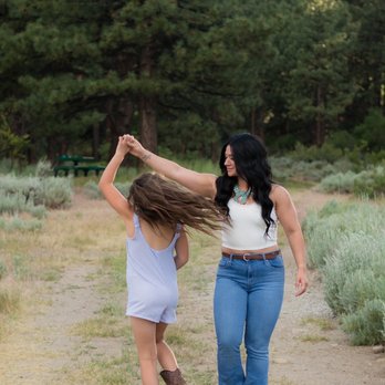 CariAnne Photography - Session Photography Near Me CariAnne Photography - Session Photography Near Me