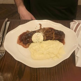 Pomeroy - Steak a La bordelaise - French Near Me - Winnetka, Illinois