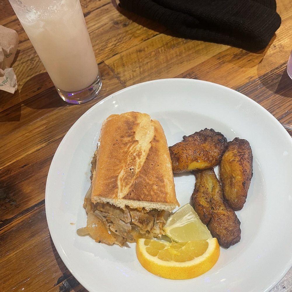 Cubo - 1/2 Cubano with plantains - Cuban Near Me - Portland, Oregon