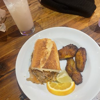 Cubo - 1/2 Cubano with plantains - Cuban Near Me - Portland, Oregon