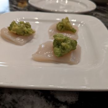 Taka Sushi and Passion - Live scallop with avocado (omakase course 5) - Sushi Bars Near Me - Sandy Springs, Georgia Taka Sushi and Passion - Live scallop with avocado (omakase course 5) - Sushi Bars Near Me - Sandy Springs, Georgia