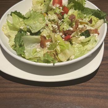 Burtons Grill & Bar - Side House Salad - Seafood Near Me - Atlanta, Georgia