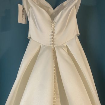 Love Lulu Studio - Added buttons to wedding dress - Sewing & Alterations Near Me Love Lulu Studio - Added buttons to wedding dress - Sewing & Alterations Near Me