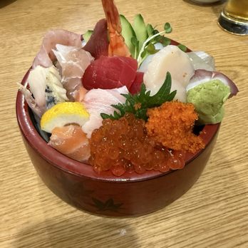 Yashima Restaurant - Chirashi Gold Dinner - Sushi Bars Near Me - Covina, California