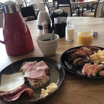 Radisson Blu Royal Park Hotel - Hotels Near Me - Solna, Alberta