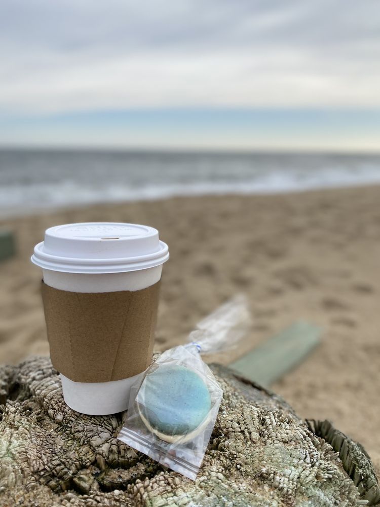 Shore Pour Image