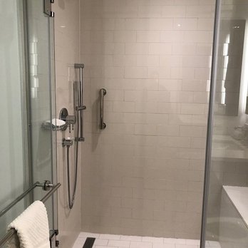 Canopy By Hilton Atlanta Midtown - Shower - Hotels Near Me - Atlanta, Georgia Canopy By Hilton Atlanta Midtown - Shower - Hotels Near Me - Atlanta, Georgia