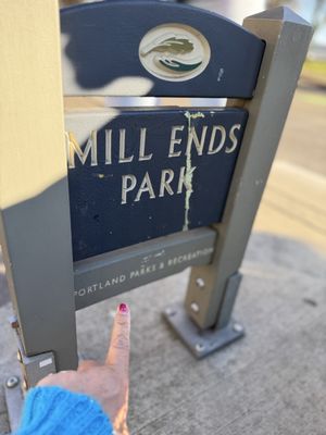 Mill Ends Park by null