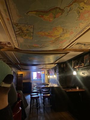 Maps by null