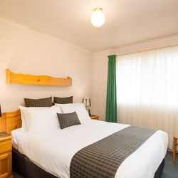 Fawkner Airport Motor Inn & Serviced Apartments - Standard One Apartment- Bedroom