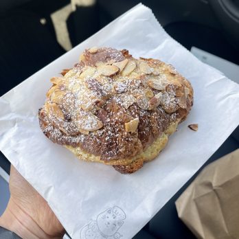 Pastry Cat - Bakeries Near Me - Sacramento, California Pastry Cat - Bakeries Near Me - Sacramento, California