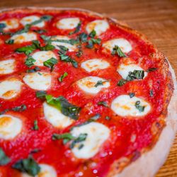 Caliente Pizza and Draft House