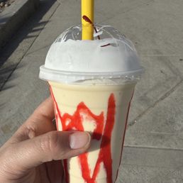 Banana cream pie shake