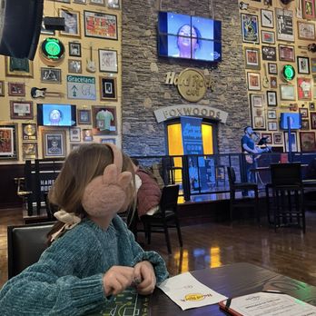 Hard Rock Cafe - American Near Me - Ledyard, Connecticut