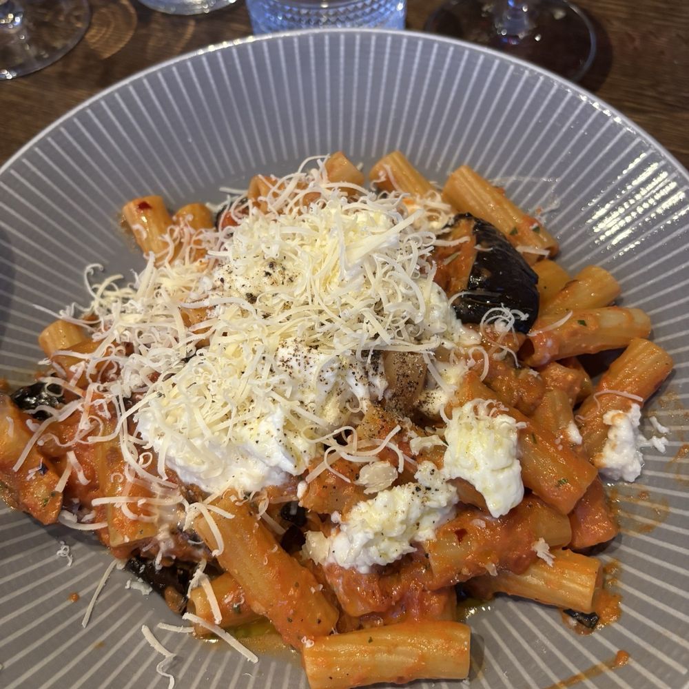 Rigatoni alla Melanzane Rigatoni alla Melanzane