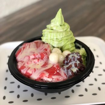 Meccha Matcha - Matcha and strawberry shaved ice - Desserts Near Me - Artesia, California Meccha Matcha - Matcha and strawberry shaved ice - Desserts Near Me - Artesia, California