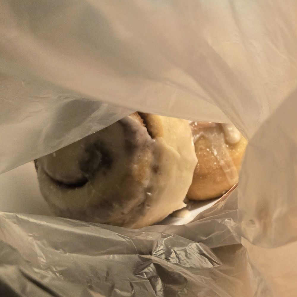 Bayfront Inn - Free breakfast cinnamon rolls. - Hotels Near Me - Morro Bay, California Bayfront Inn - Free breakfast cinnamon rolls. - Hotels Near Me - Morro Bay, California