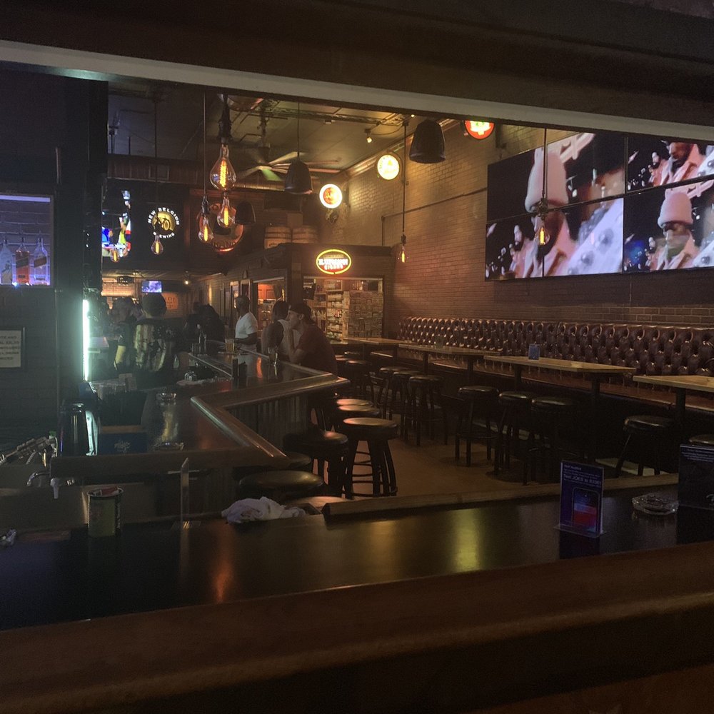 Smokin' Joes - view of the bar from the window - Bars Near Me - Sarasota, Florida Smokin' Joes - view of the bar from the window - Bars Near Me - Sarasota, Florida