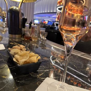 Bleau Bar - Cocktail Bars Near Me - Las Vegas, Nevada