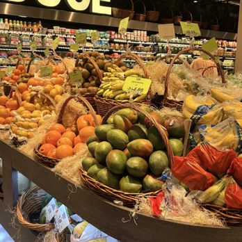 Dumbo Market - 08/01/26 Clean Grocery Store with coffee. - Grocery Near Me - New York, New York Dumbo Market - 08/01/26 Clean Grocery Store with coffee. - Grocery Near Me - New York, New York
