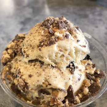The Ice Cream Farm - Salted caramel Oreo and banana pudding (double cup) with toffee - Ice Cream & Frozen Yogurt Near Me - Lone Tree, Colorado The Ice Cream Farm - Salted caramel Oreo and banana pudding (double cup) with toffee - Ice Cream & Frozen Yogurt Near Me - Lone Tree, Colorado