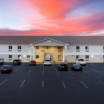 Super 8 by Wyndham Sidney - Exterior - Hotels Near Me - Sidney, Ohio