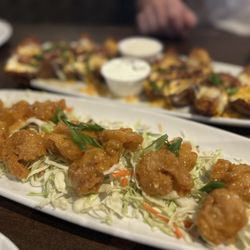 Aspen Creek Grill - The Pow Wow Shrimp & Loaded Potato Skins were delicious!!