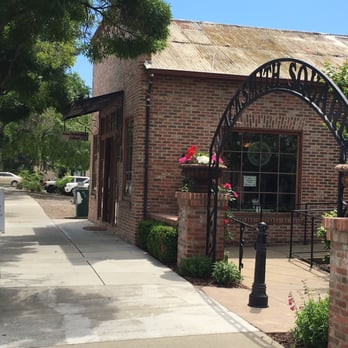 Tap 25 Craft Beer - Tap 25 is in Blacksmith Square in downtown Livermore. - Beer Bar Near Me - Livermore, California Tap 25 Craft Beer - Tap 25 is in Blacksmith Square in downtown Livermore. - Beer Bar Near Me - Livermore, California