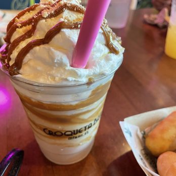 Dos Croquetas - Nutella Dulce de Leche shake - Bakeries Near Me - Miami, Florida Dos Croquetas - Nutella Dulce de Leche shake - Bakeries Near Me - Miami, Florida