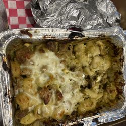 Calaldo's Express - Chili Verde Mac n' Cheese