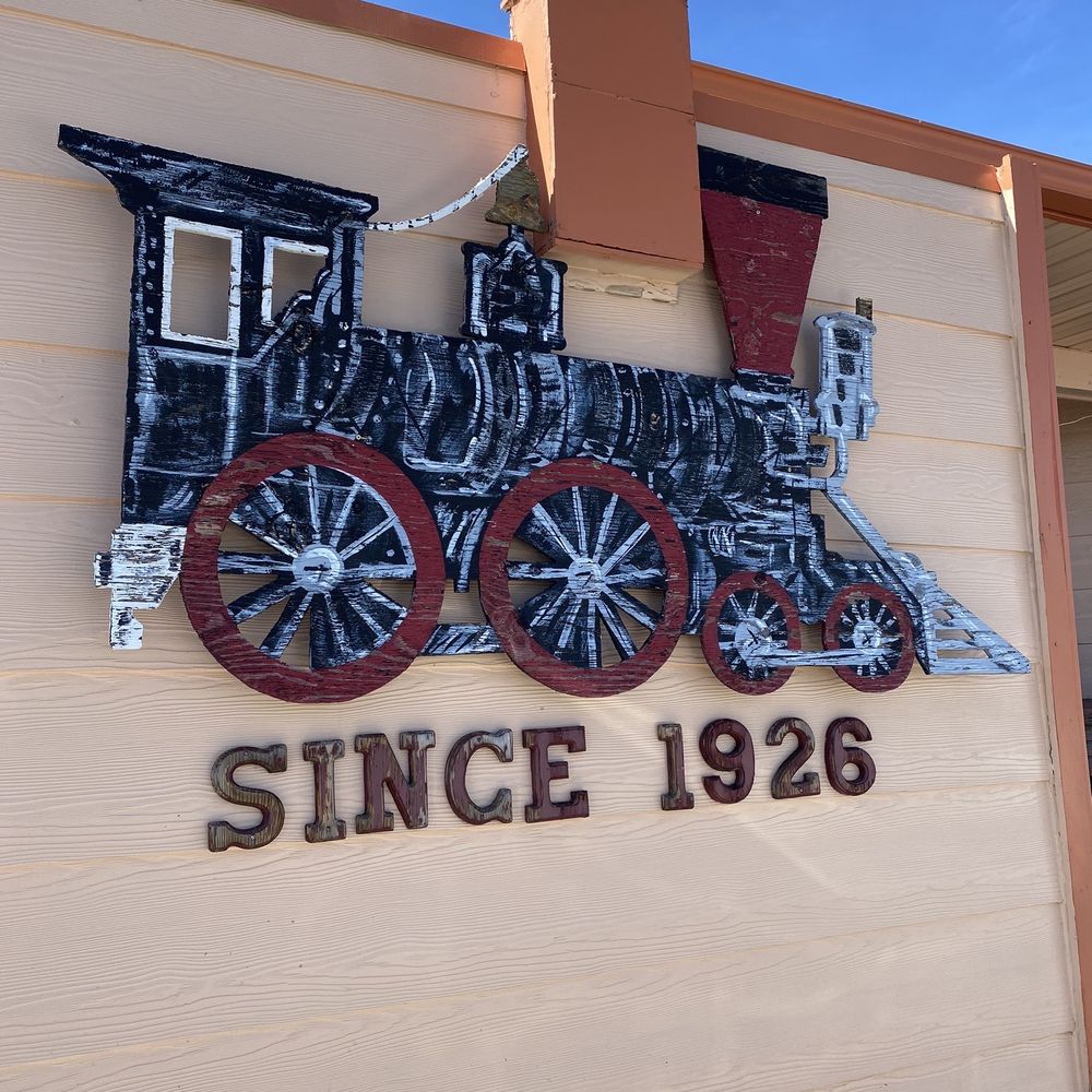 Luxury Diner - Diners Near Me - Cheyenne, Wyoming Luxury Diner - Diners Near Me - Cheyenne, Wyoming