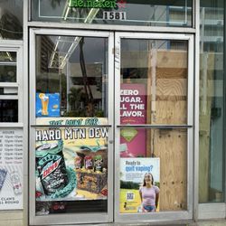 Sue's Mini Mart