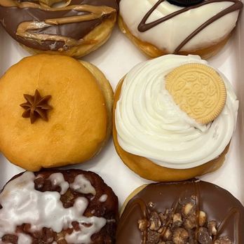 Donut Cream - Donuts - Donuts Near Me - Hollywood, Florida