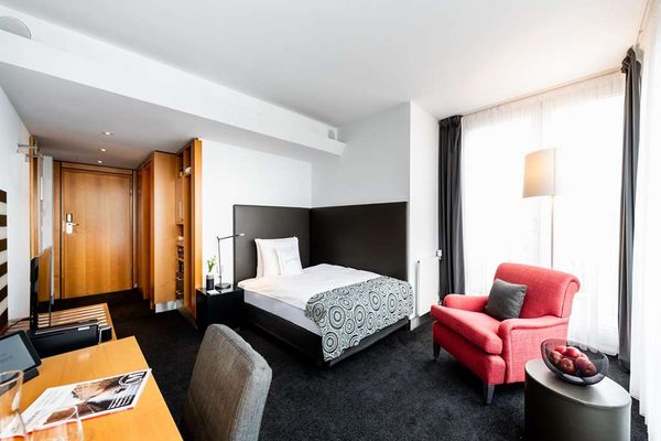 THE MADISON Hotel Hamburg by null