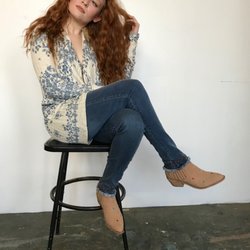 The Dress Shop - Pretty