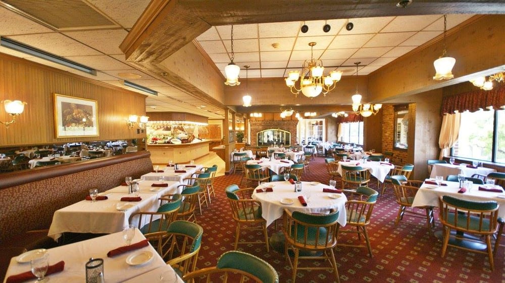 FIRESIDE RESTAURANT & LOUNGE Updated August 2024 17 Photos & 20