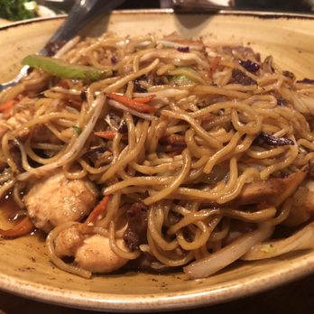 P.F. Chang's - Chinese Near Me - Hillsboro, Oregon