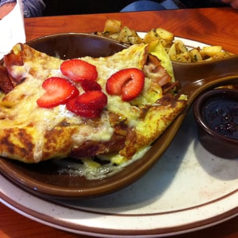 Le Peep - Monte Cristo Crepes - Breakfast & Brunch Near Me - Littleton, Colorado