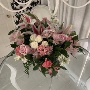 Jensen's Florist - Blush Rush bouquet - Florists Near Me - Palm Springs, California Jensen's Florist - Blush Rush bouquet - Florists Near Me - Palm Springs, California