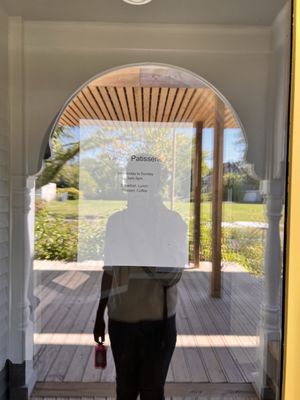 WARDA PATISSERIE by null