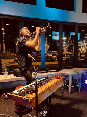 Fairway Social Trilith by null